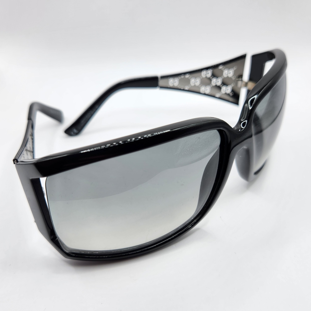 Gucci Women's Black Sunglasses - Picture 3 of 11